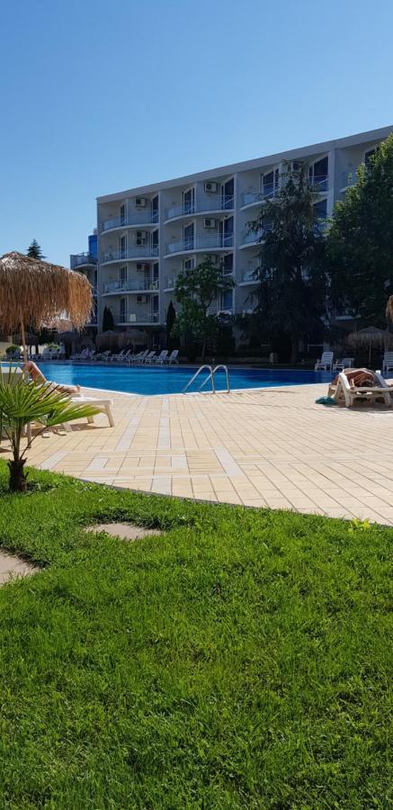 Apartment With Green Terrace Burgas Zewnętrze zdjęcie