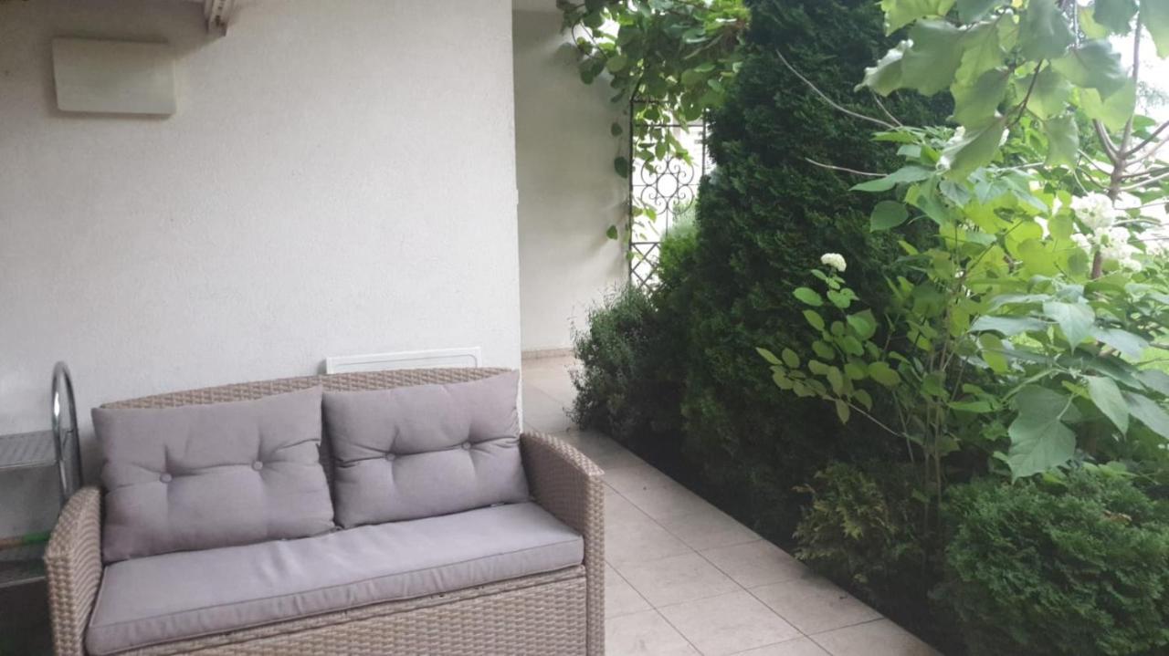 Apartment With Green Terrace Burgas Zewnętrze zdjęcie