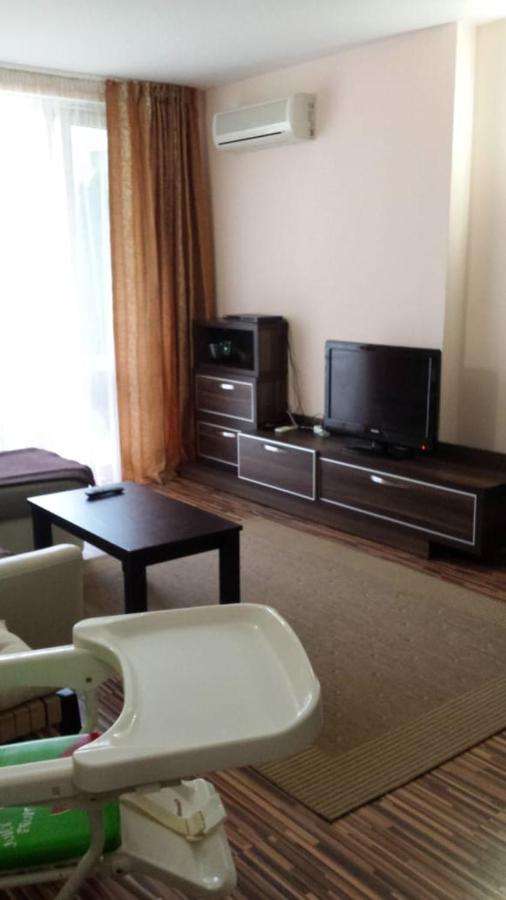 Apartment With Green Terrace Burgas Zewnętrze zdjęcie