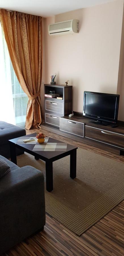 Apartment With Green Terrace Burgas Zewnętrze zdjęcie